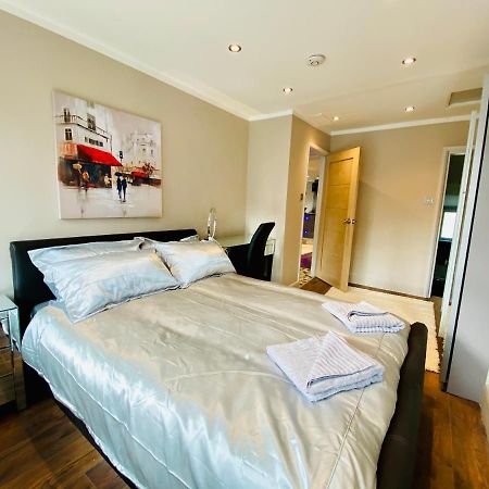 Modern Stylish Apartment At Brighton Station Bagian luar foto