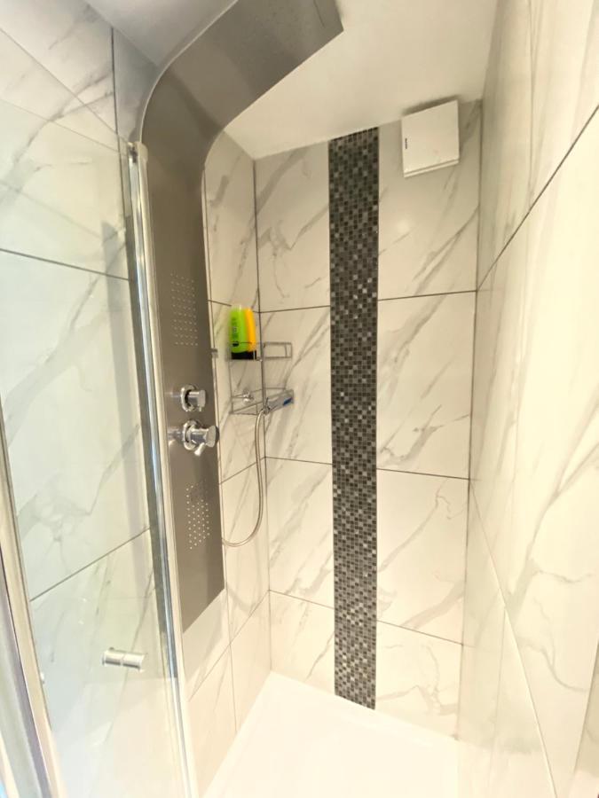 Modern Stylish Apartment At Brighton Station Bagian luar foto