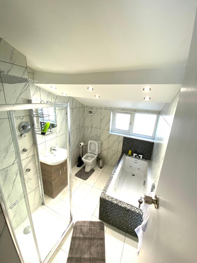 Modern Stylish Apartment At Brighton Station Bagian luar foto